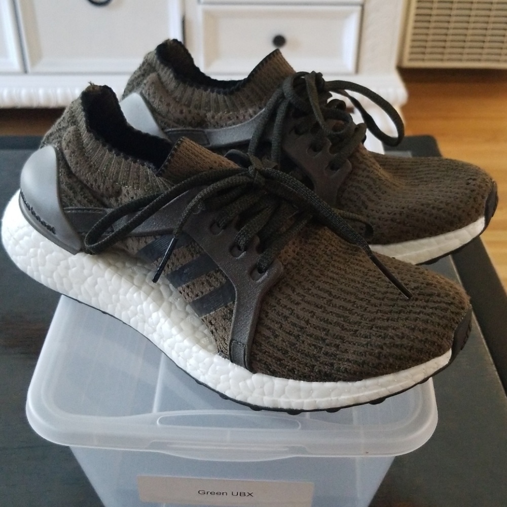 Kolor Ultra Boost X